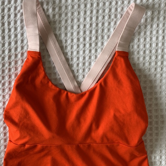 Women’s Patagonia Workout Shirt - NWOT - Picture 10 of 16